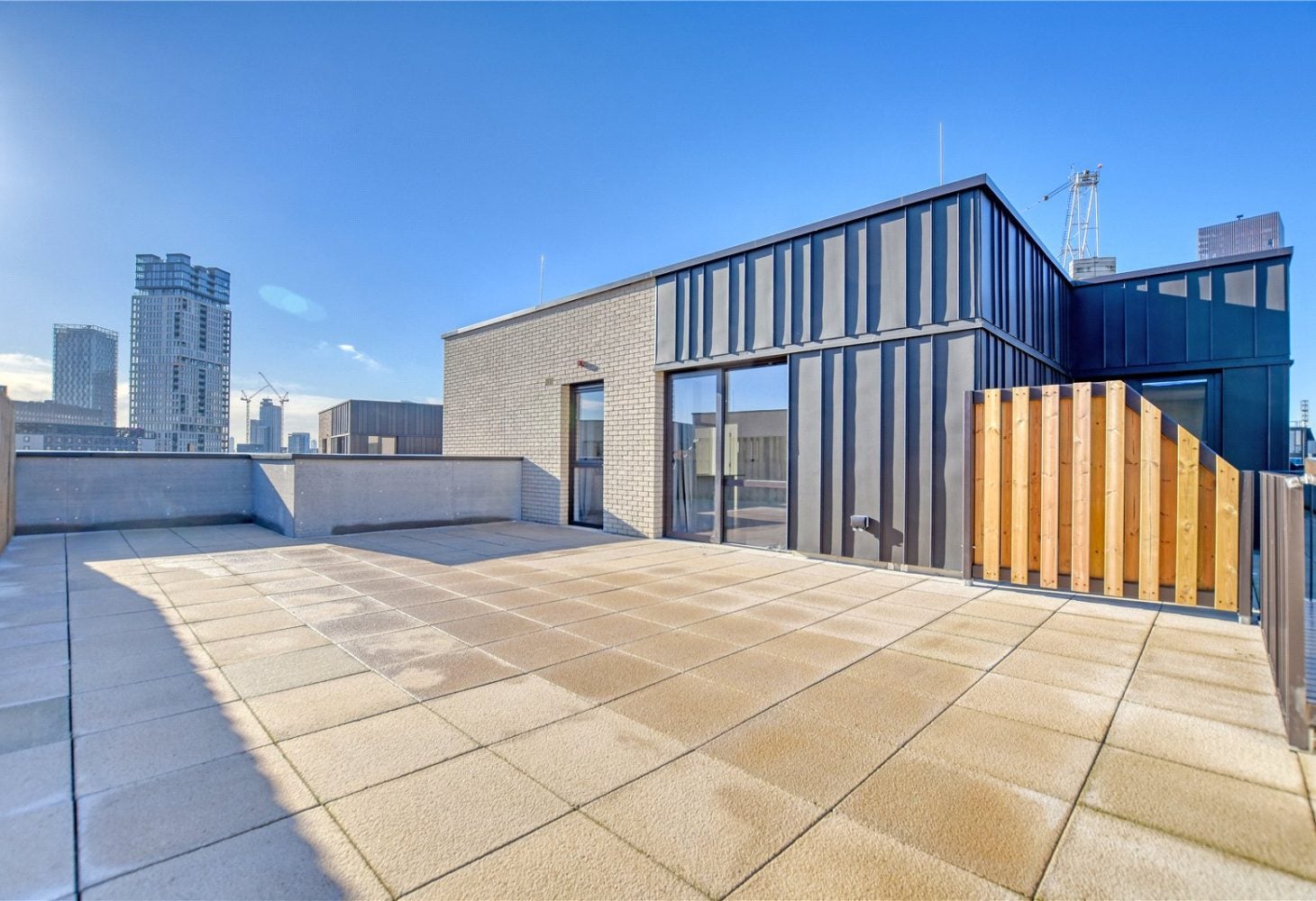 Flat Forrester Way in Greater London