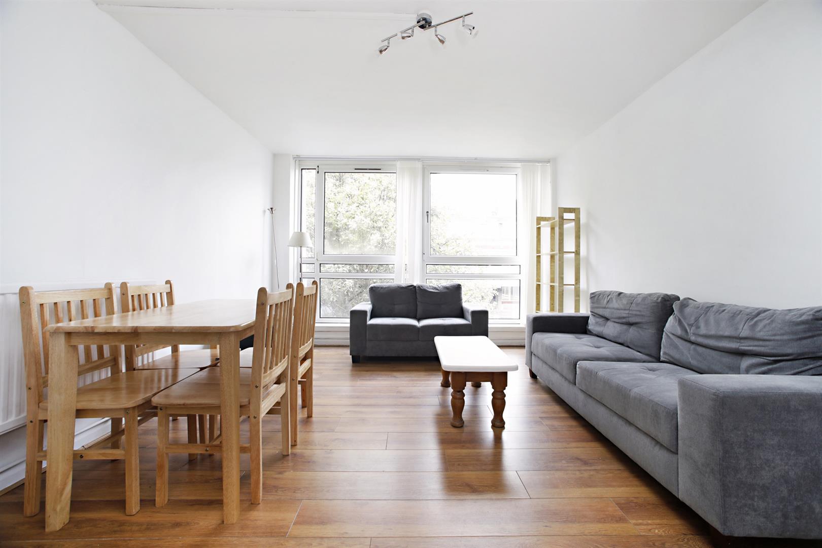 Flat Achillies Close in Greater London
