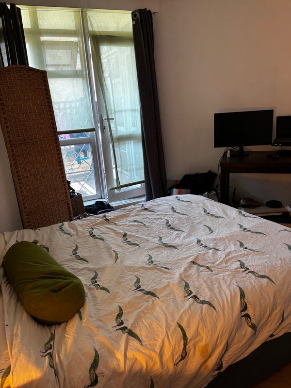 Room Sulgrave Gardens in Greater London