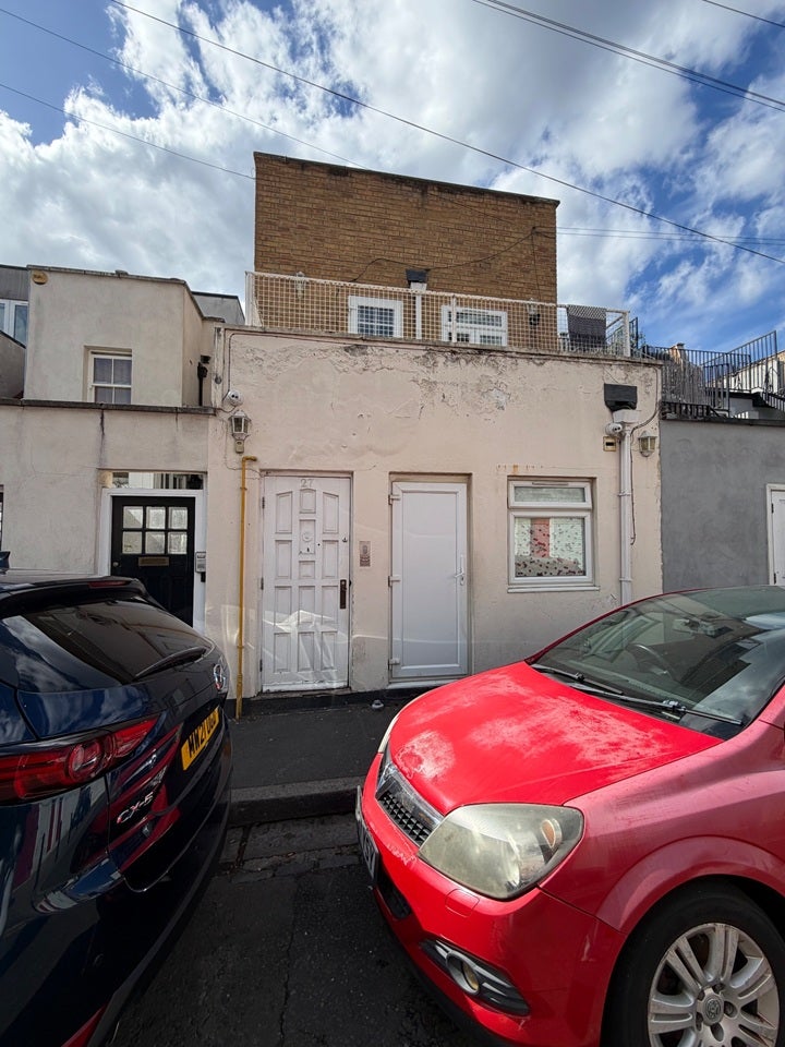 Flat Mentmore Terrace in London