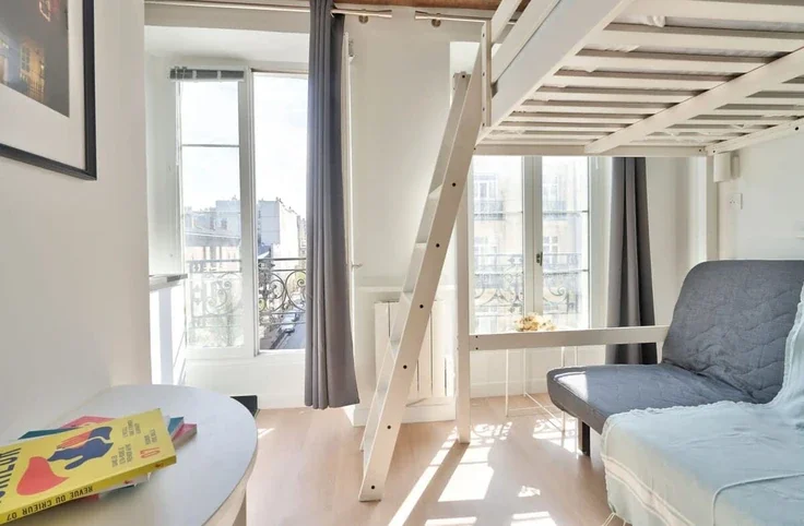 Flat Rue de l'Échiquier in Paris