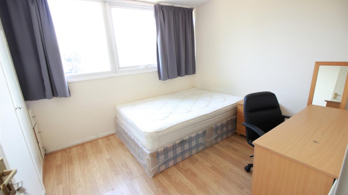 House Barchester Close in Greater London