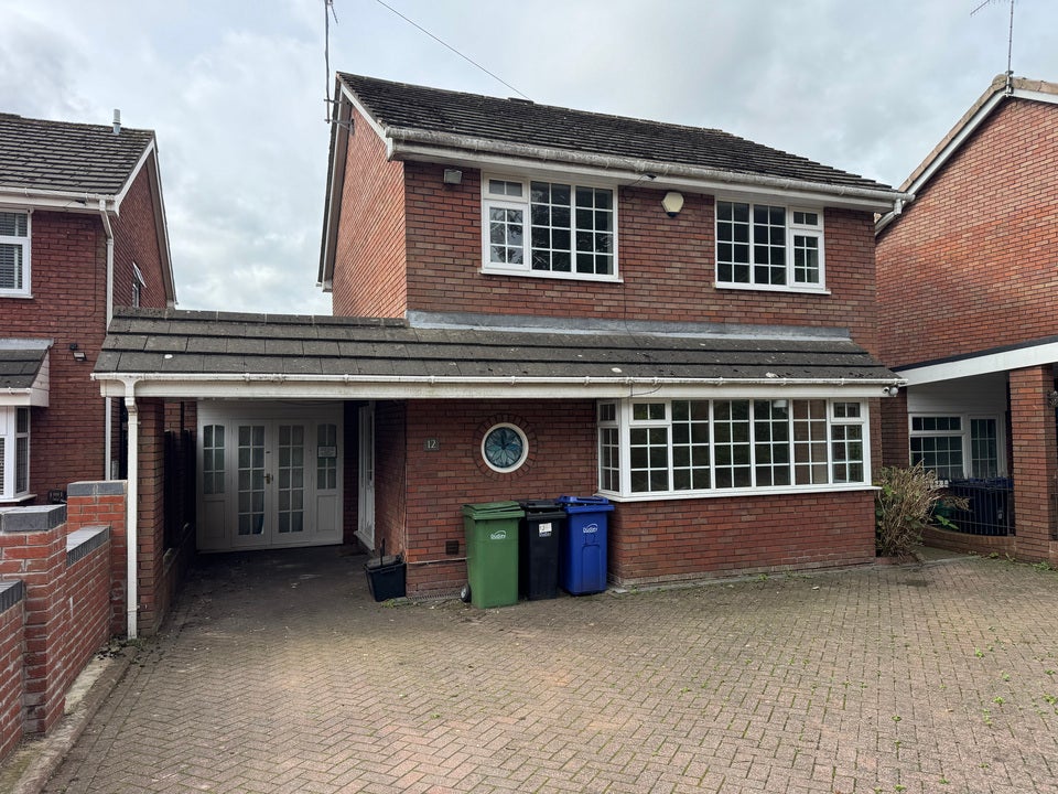 House Hillman Drive in Dudley