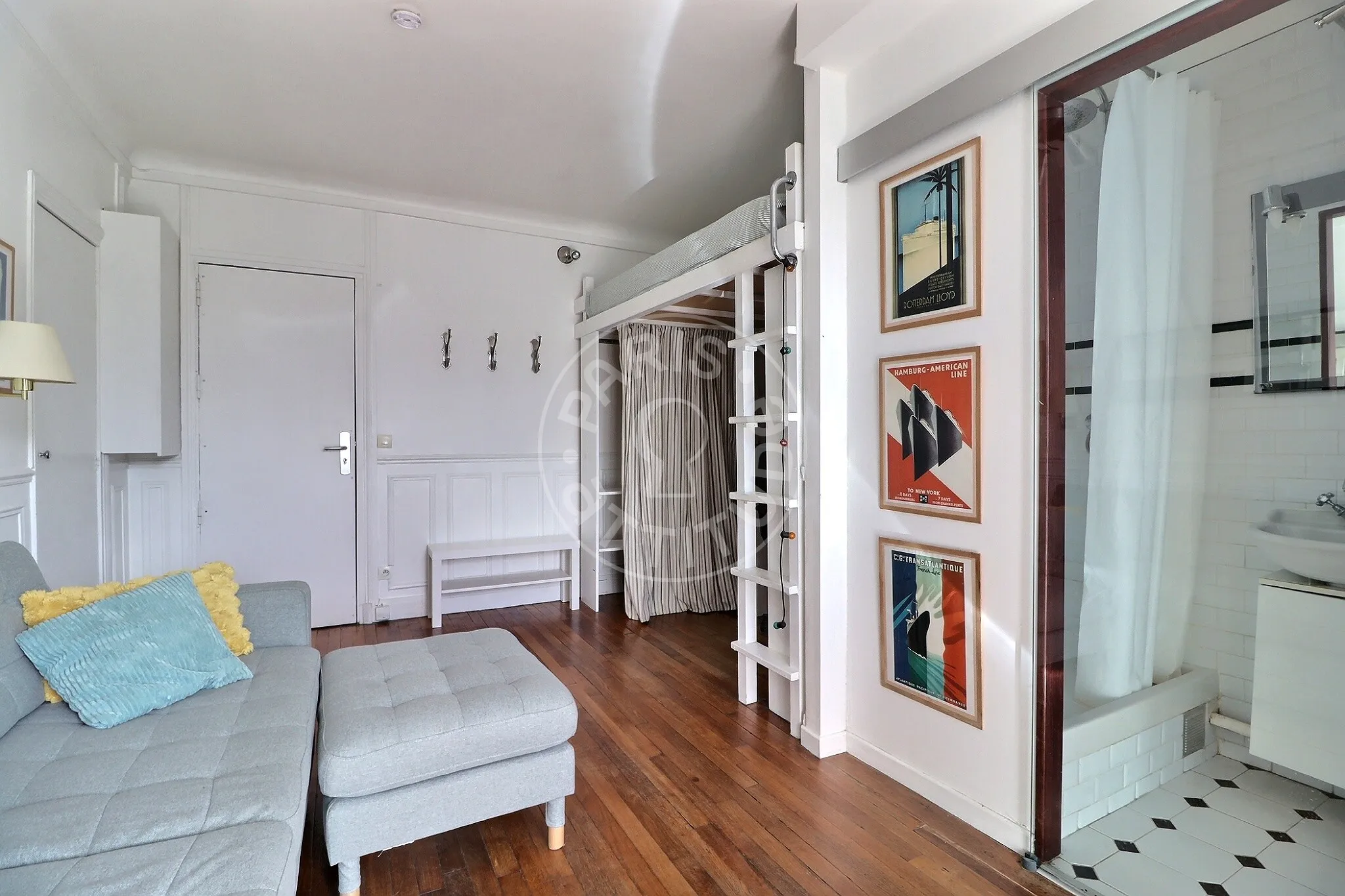 Appartement Rue La Fayette à Paris