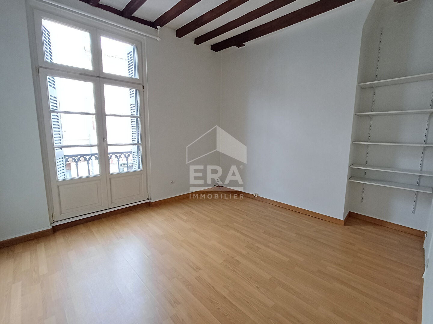 Flat Rue Georges Courteline in Tours