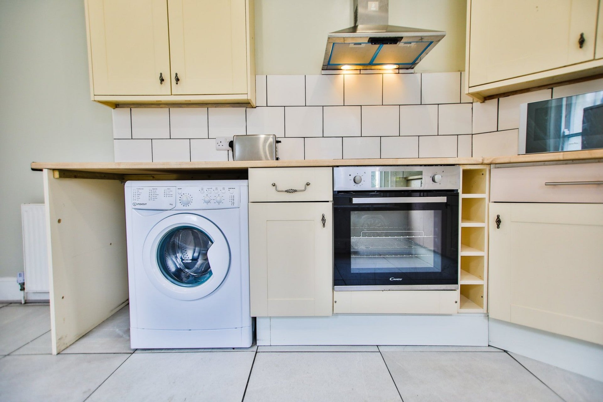 Room White Rock in St Leonards