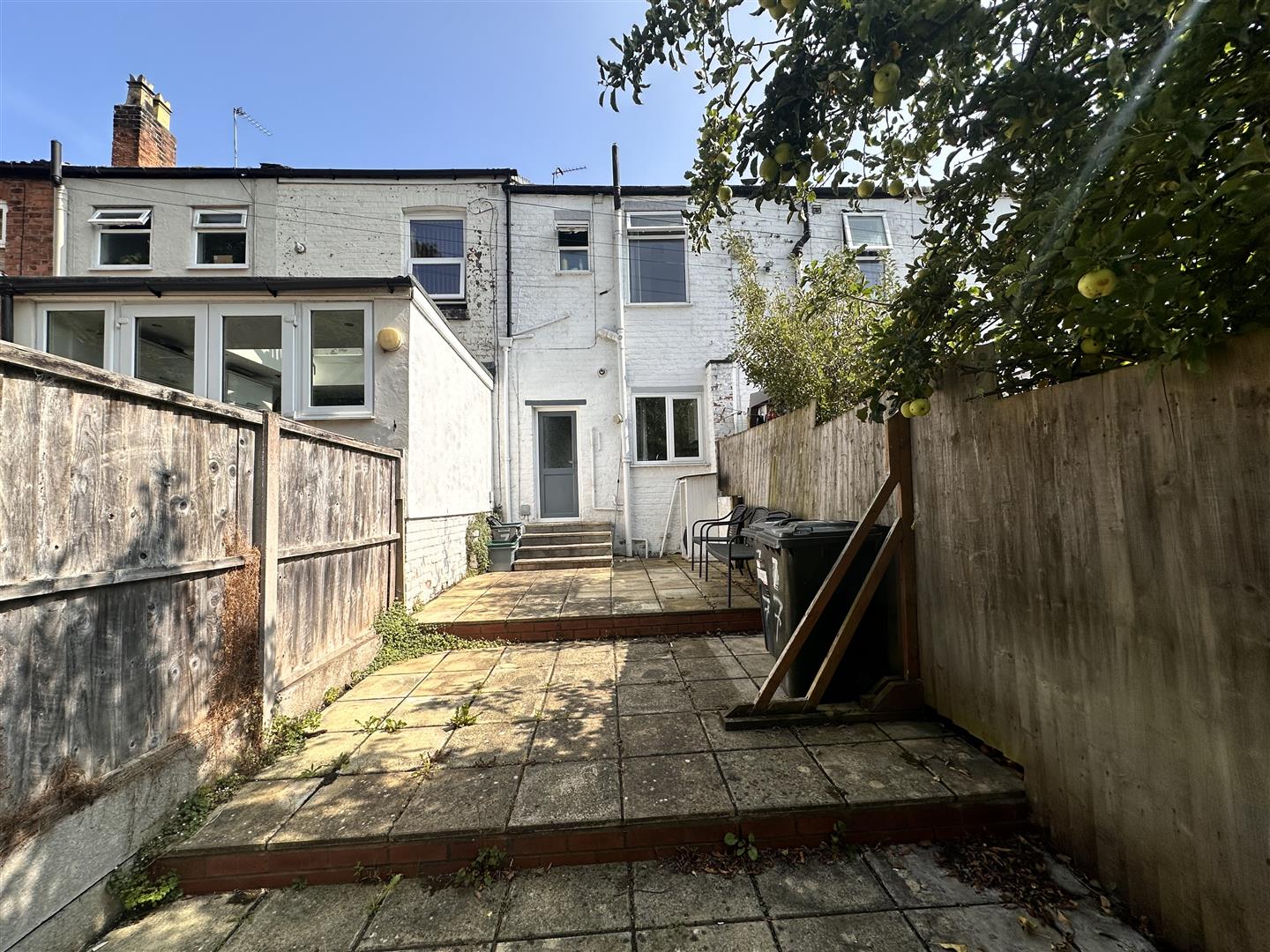 House Eldon Terrace in Neston