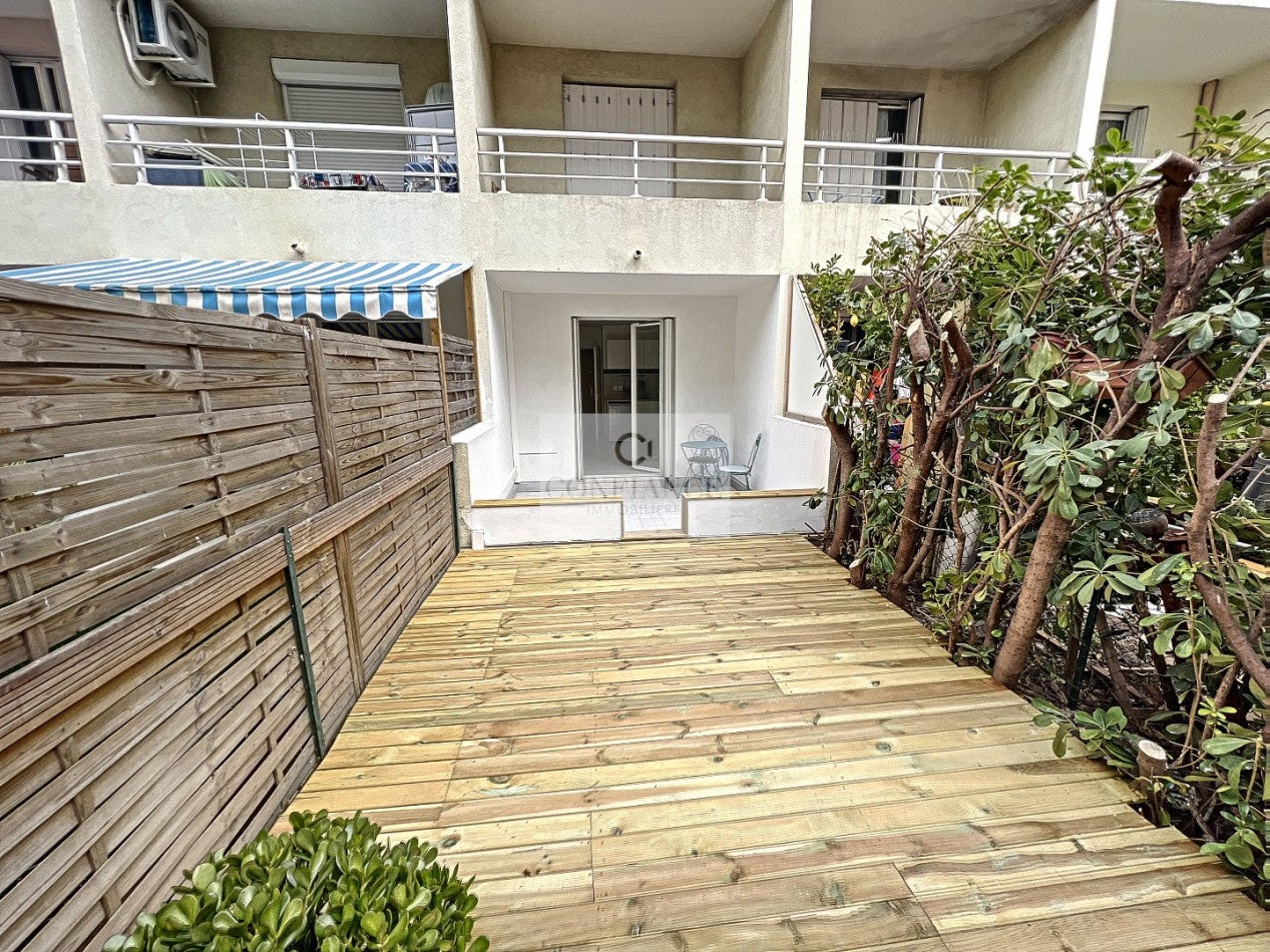 Appartement Rue Smolett à Nice
