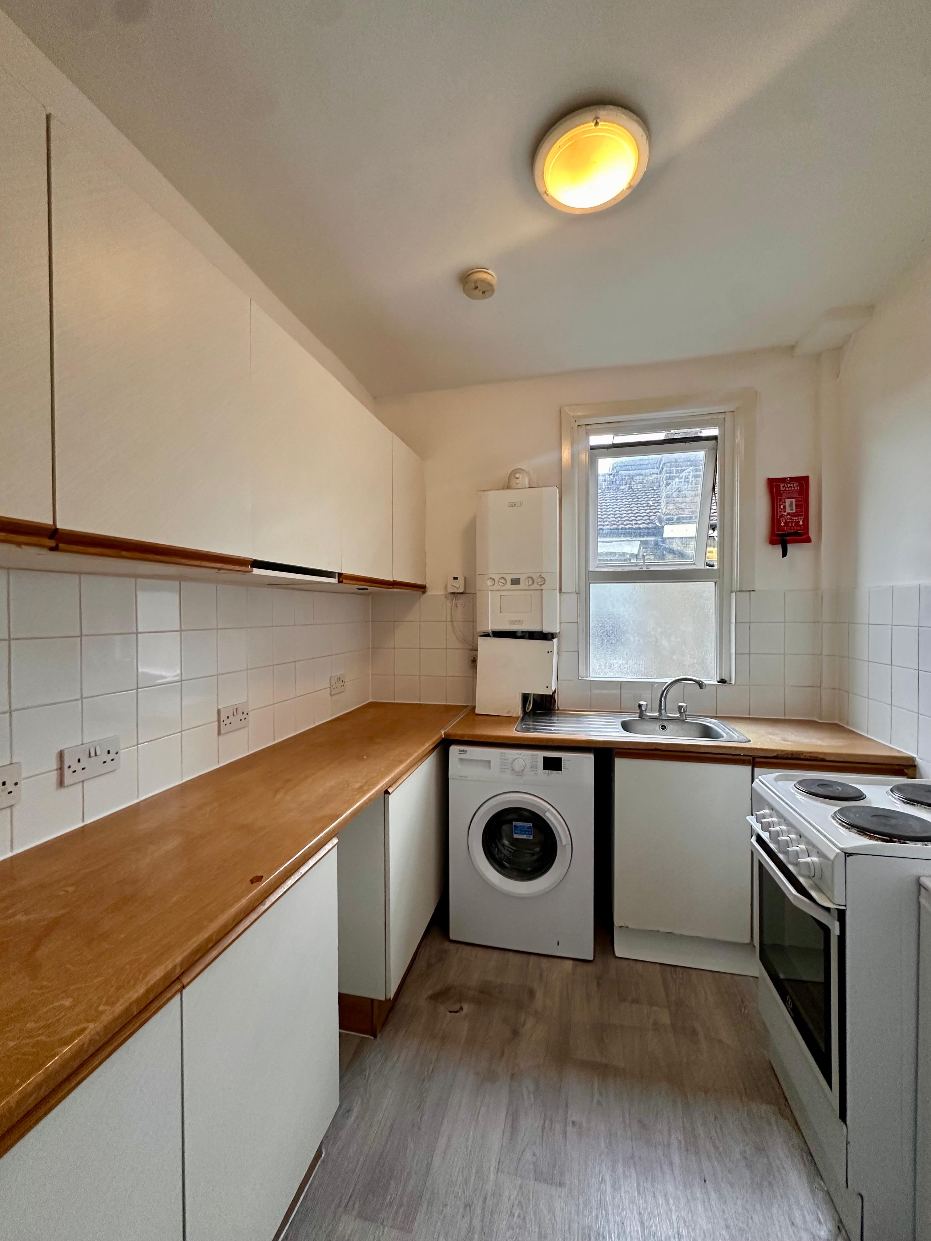 Flat Devonshire Road in Greater London