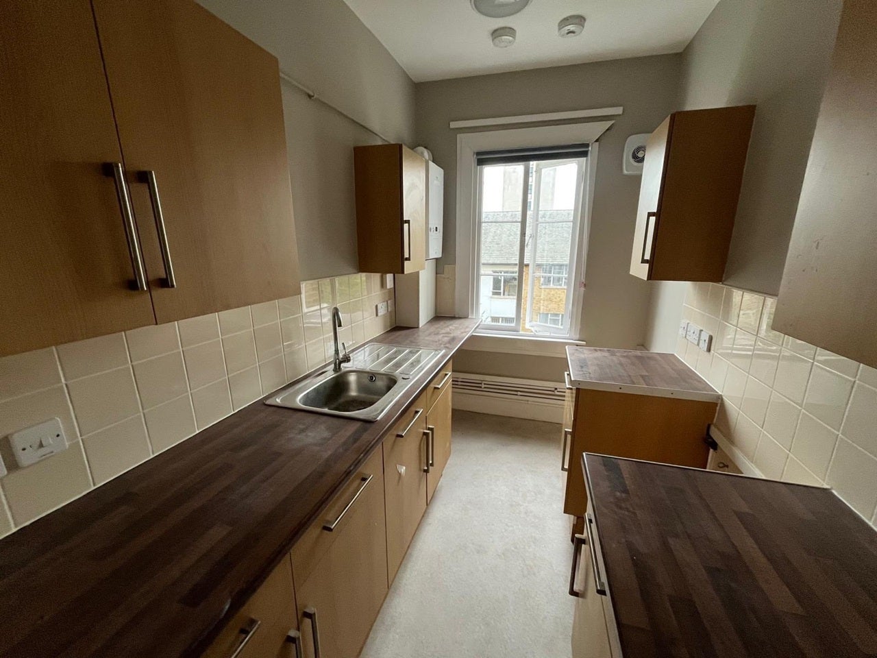 Flat Victorian Grove in Greater London