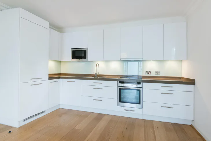 Flat Onslow Square in Greater London