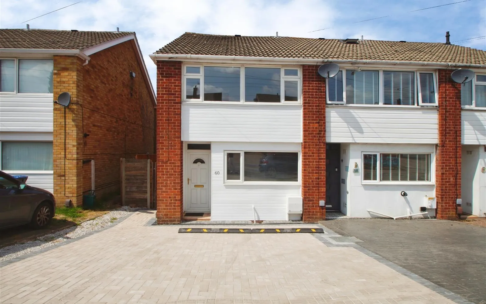 House Frobisher Road in Rugby