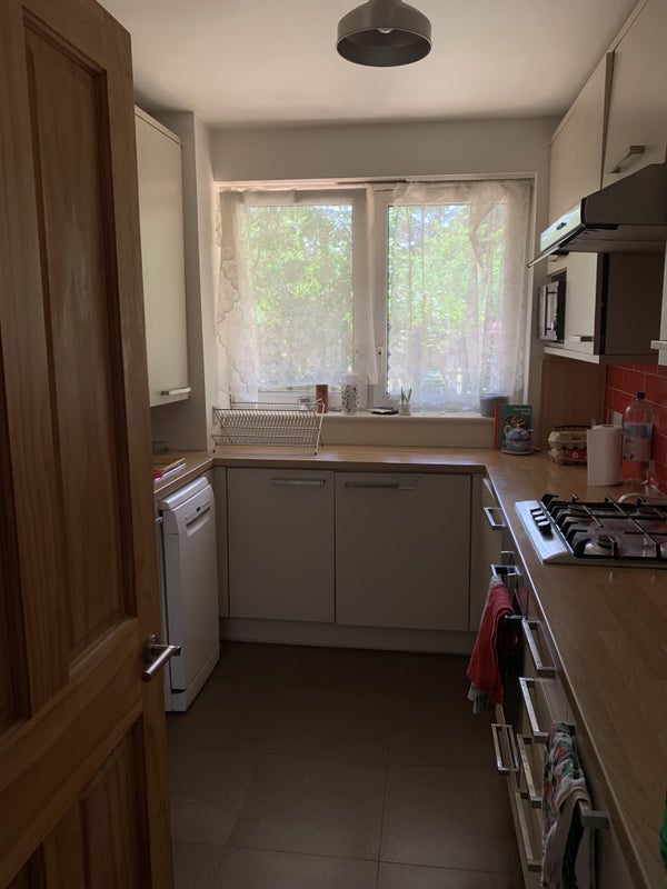 Room Wellington Row in Greater London