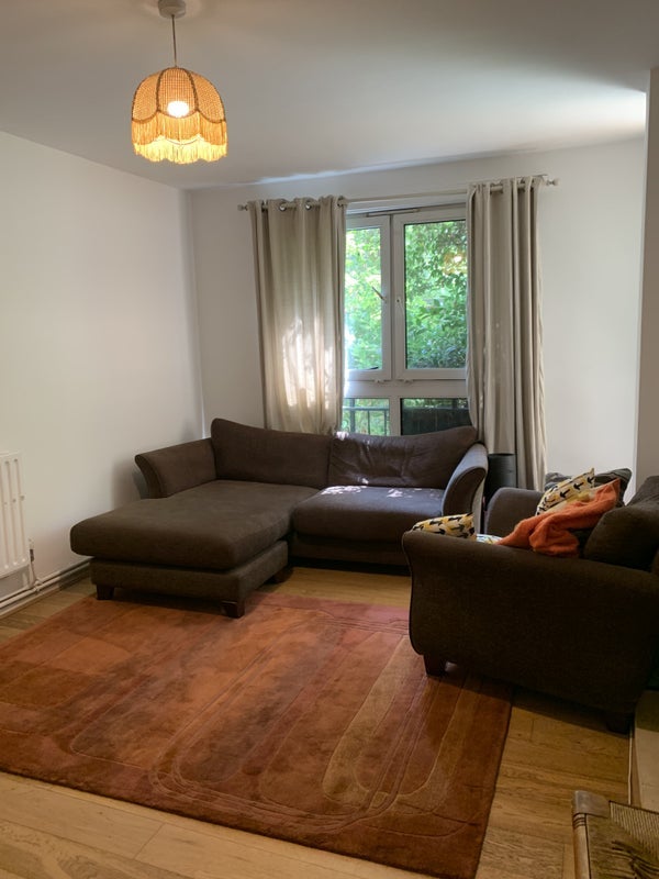 Room Wellington Row in Greater London