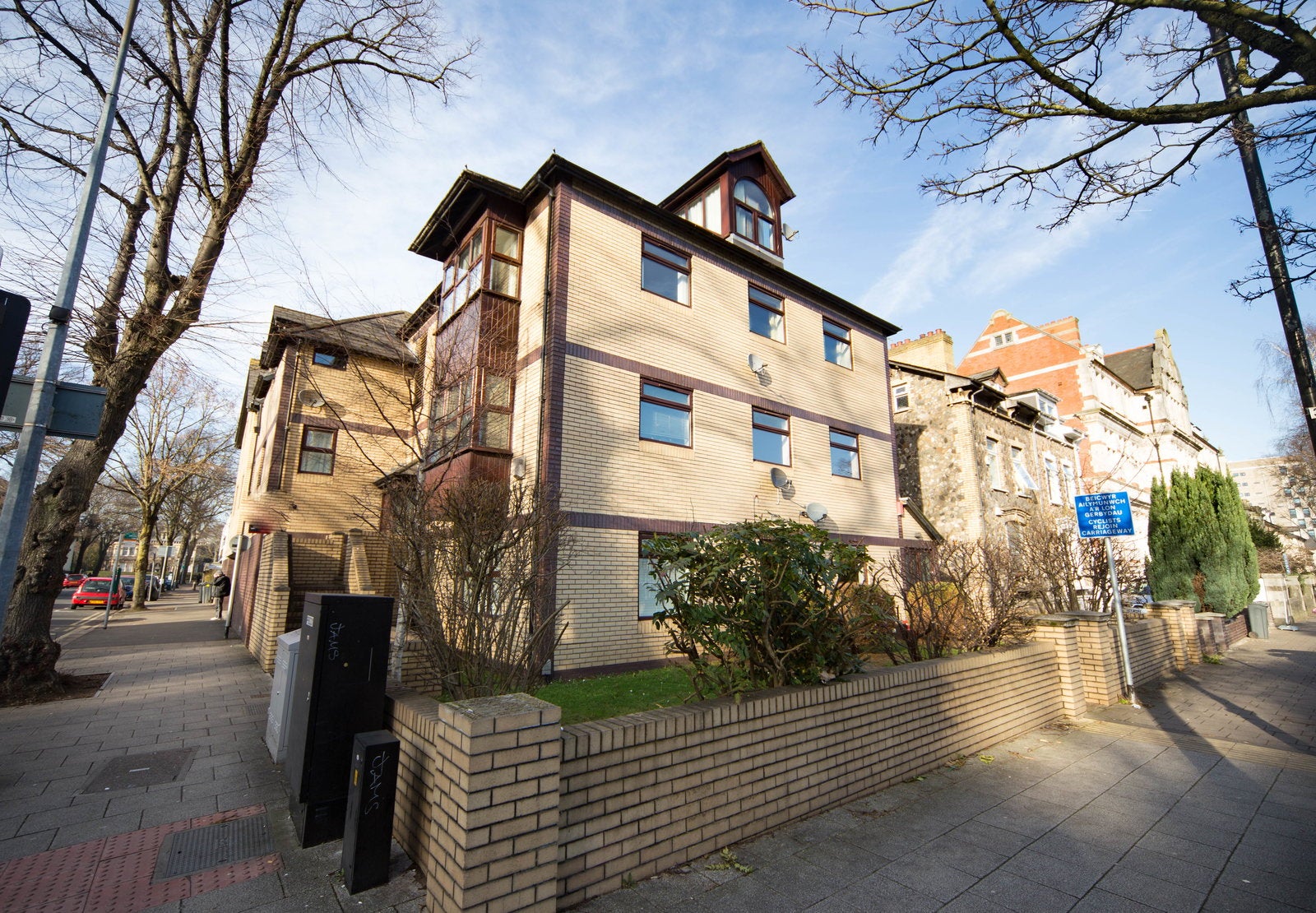 Flat West Grove in Cardiff