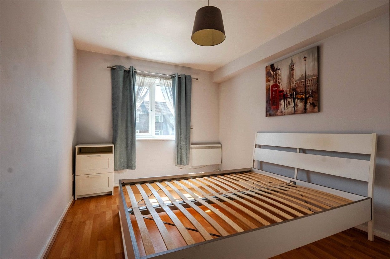 Flat Abbey Mews in Dunstable