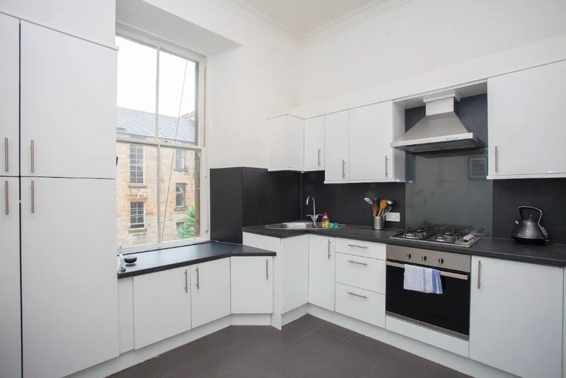 Room Craigmaddie Terrace Lane in Glasgow