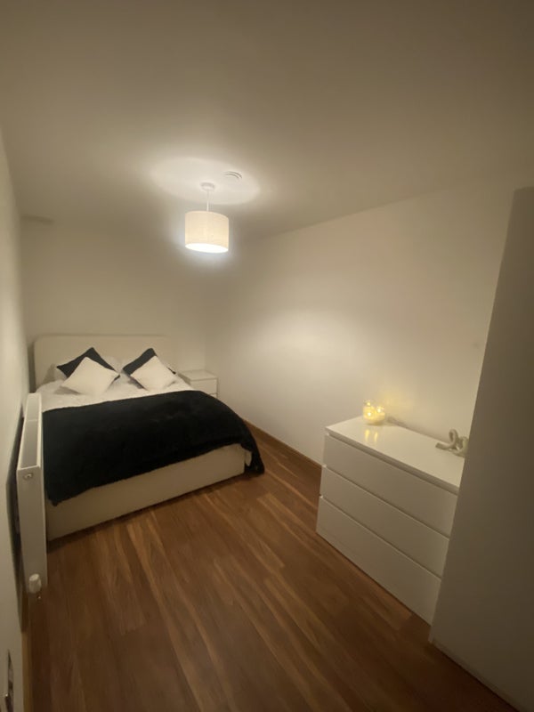 Room Ffrwd Terrace in Llanbradach and Pwllypant