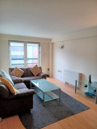 Flat Wharton Court in Chester