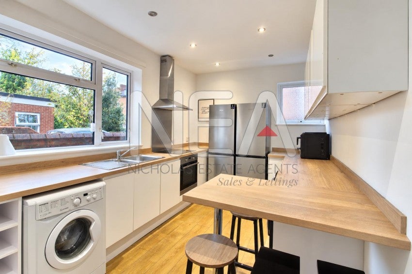 Room Ormsby Street in Reading