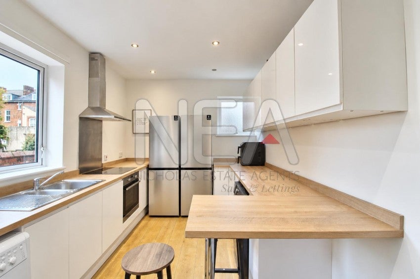 Room Ormsby Street in Reading