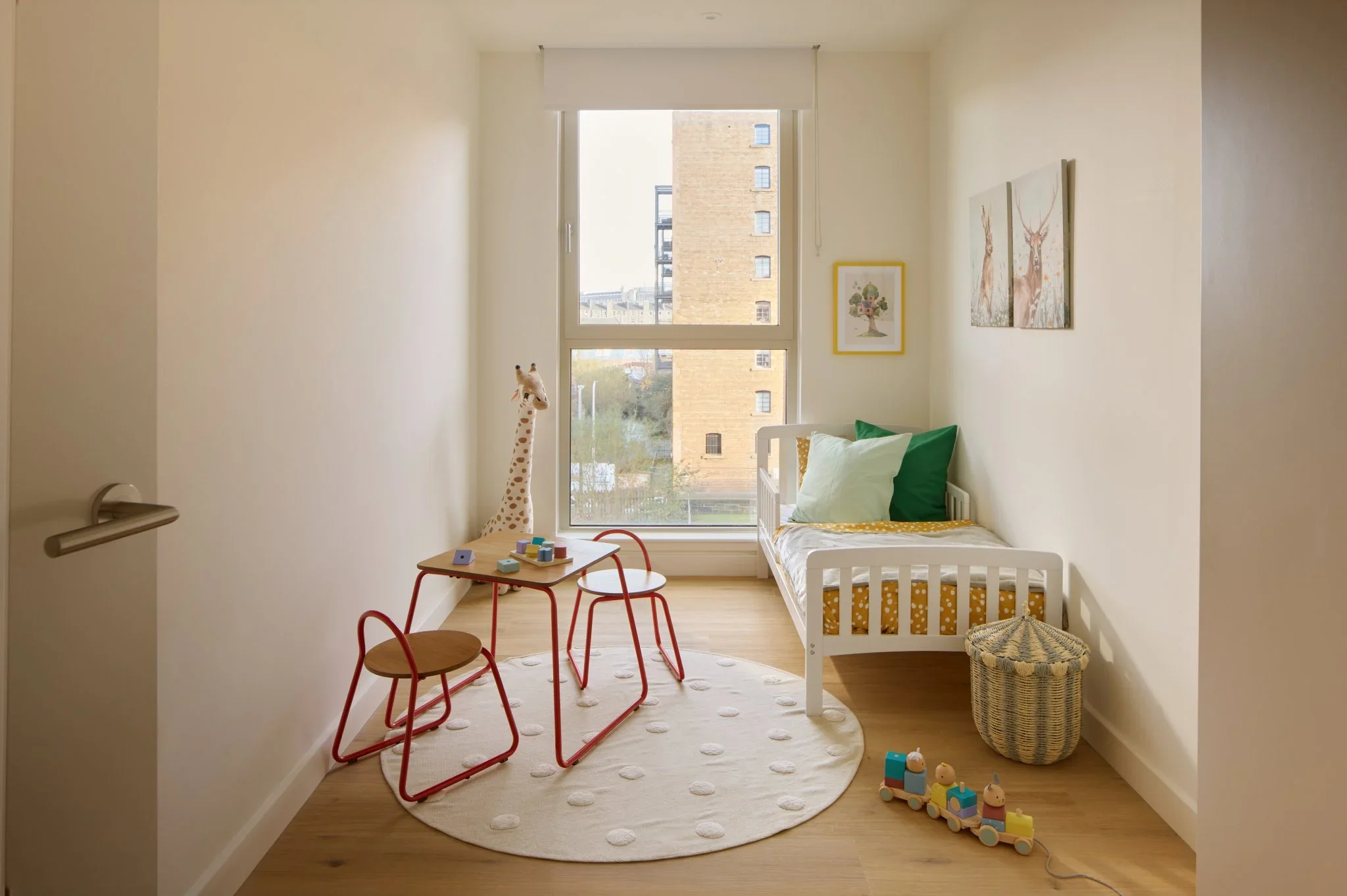 Flat Fyfe Way in Edinburgh