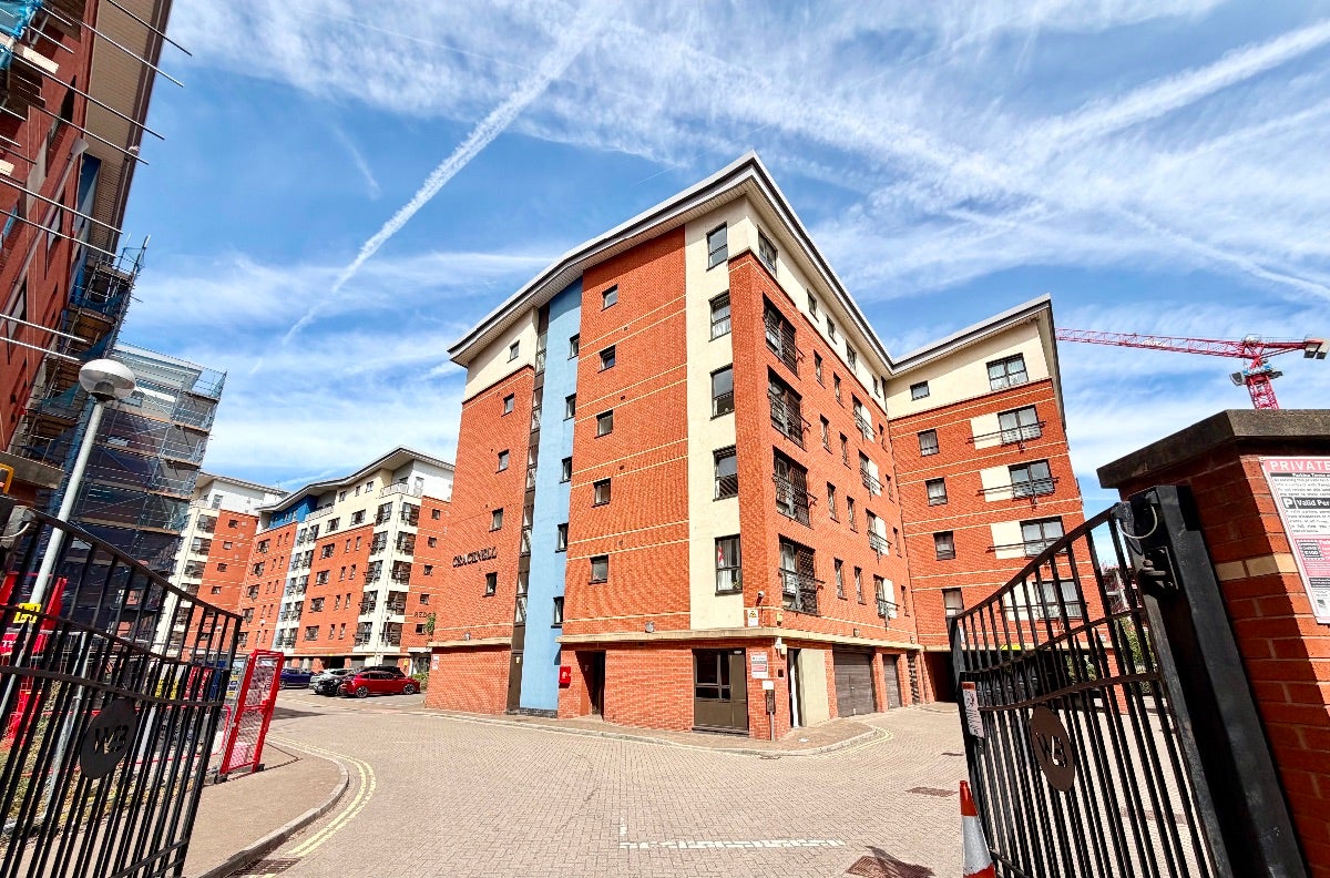Flat Vulcan Square in Sheffield