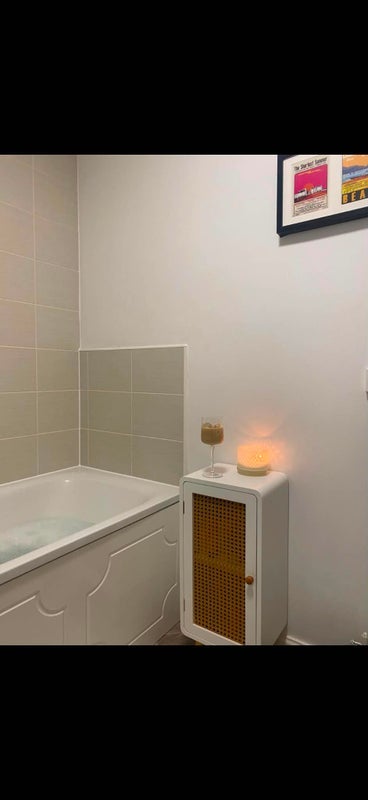 Room Bonnybridge Drive in City of Edinburgh