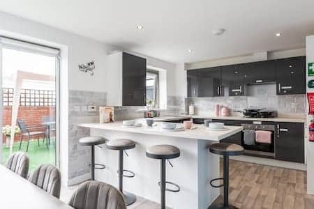 Room Latchet Lane in Upton