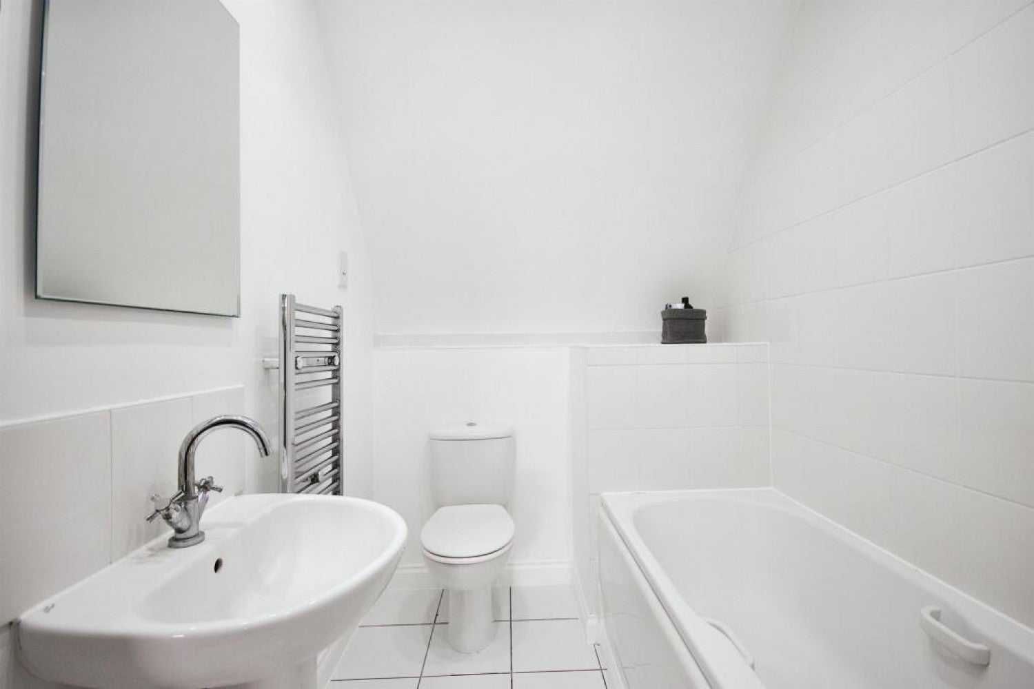 Flat John Cullis Gardens in Royal Leamington Spa