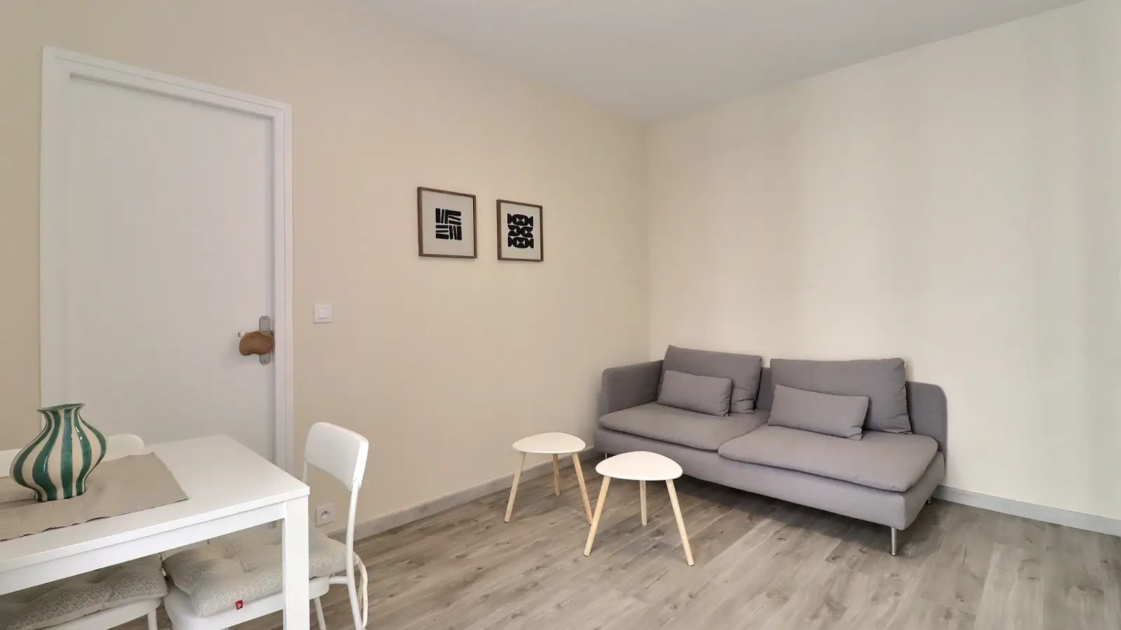 Flat Rue Briquet in Paris
