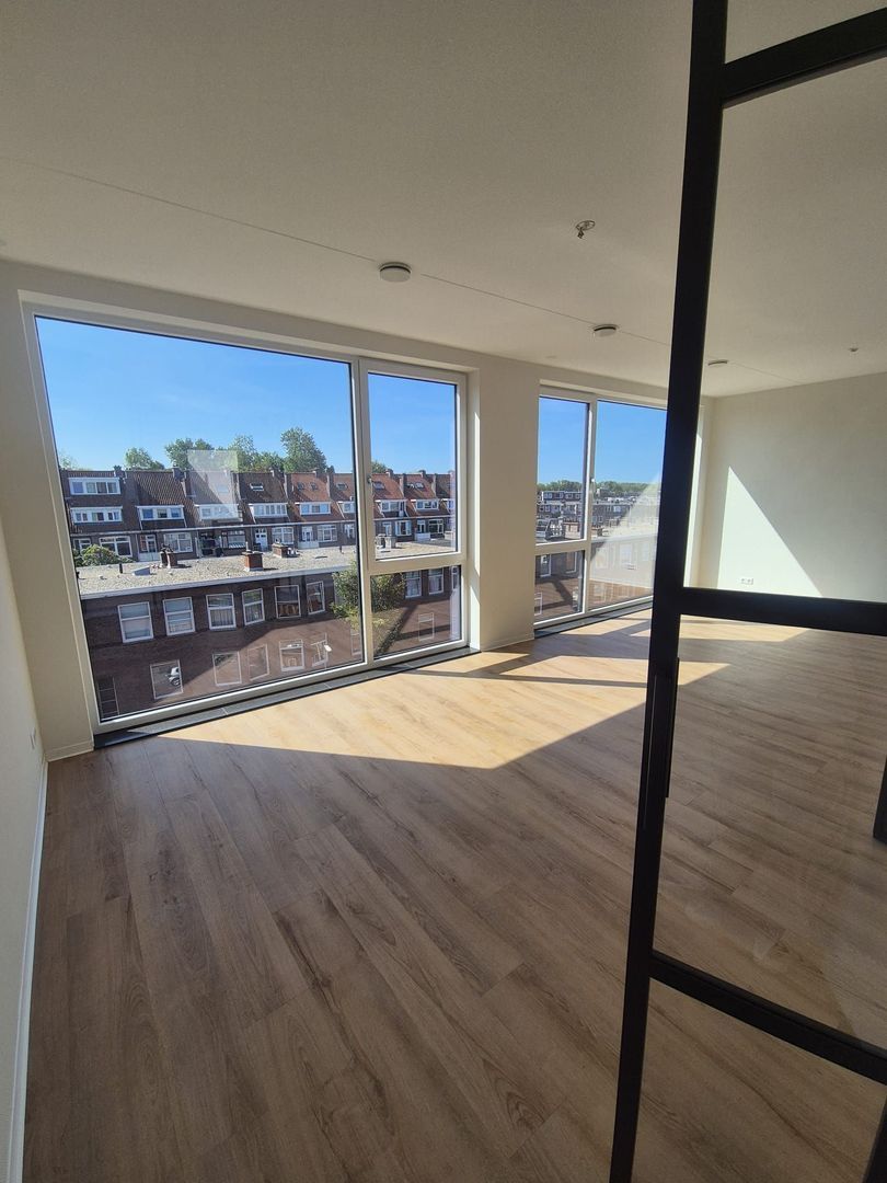 Appartement Tesselsestraat 67 B in Den Haag