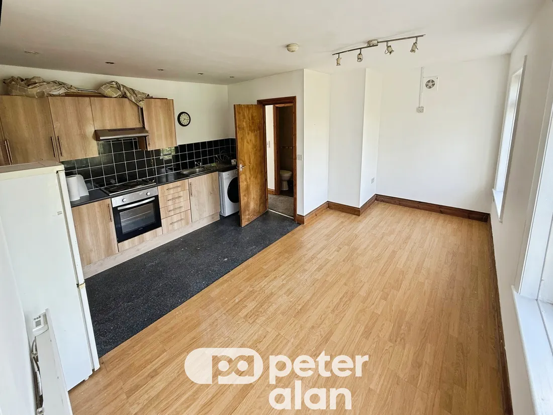 Flat Sanquhar Street in Cardiff