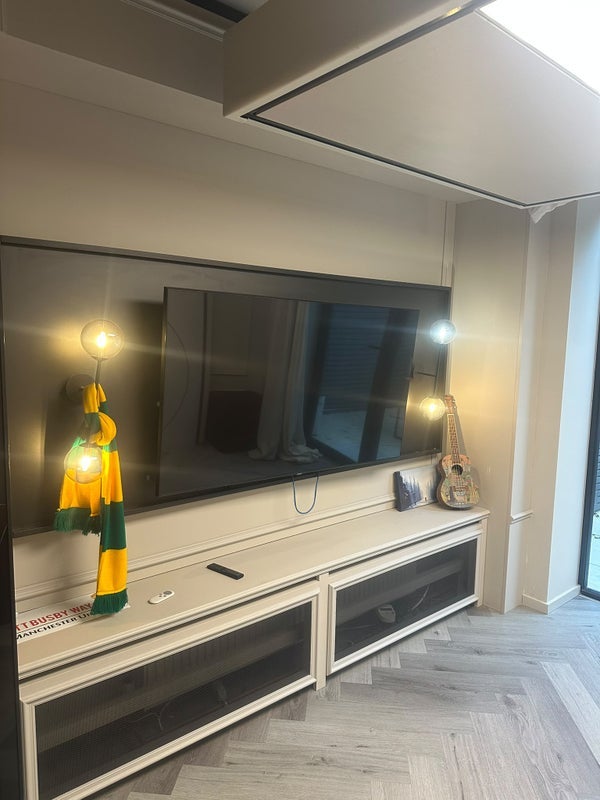 Flat Willesden Lane in Greater London