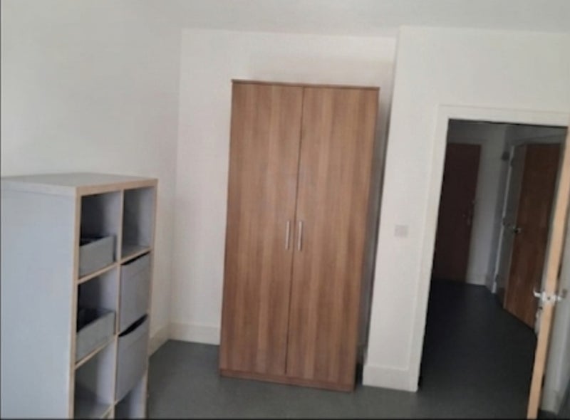 Room Coriander Avenue in Greater London