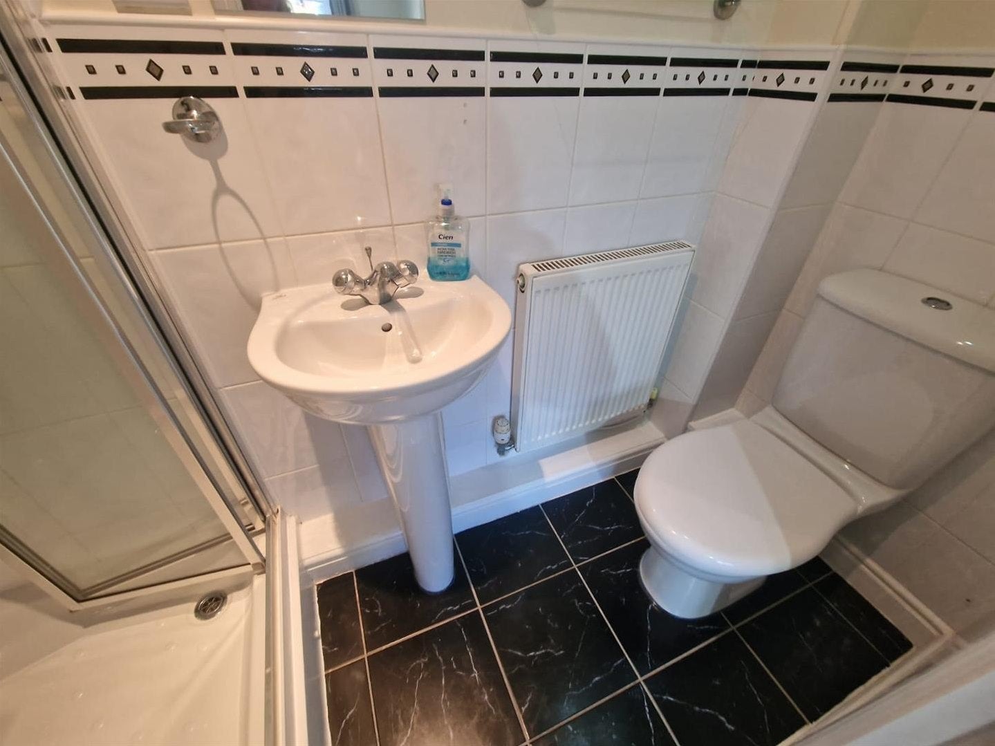 Flat Penrhyn Avenue in Colwyn Bay