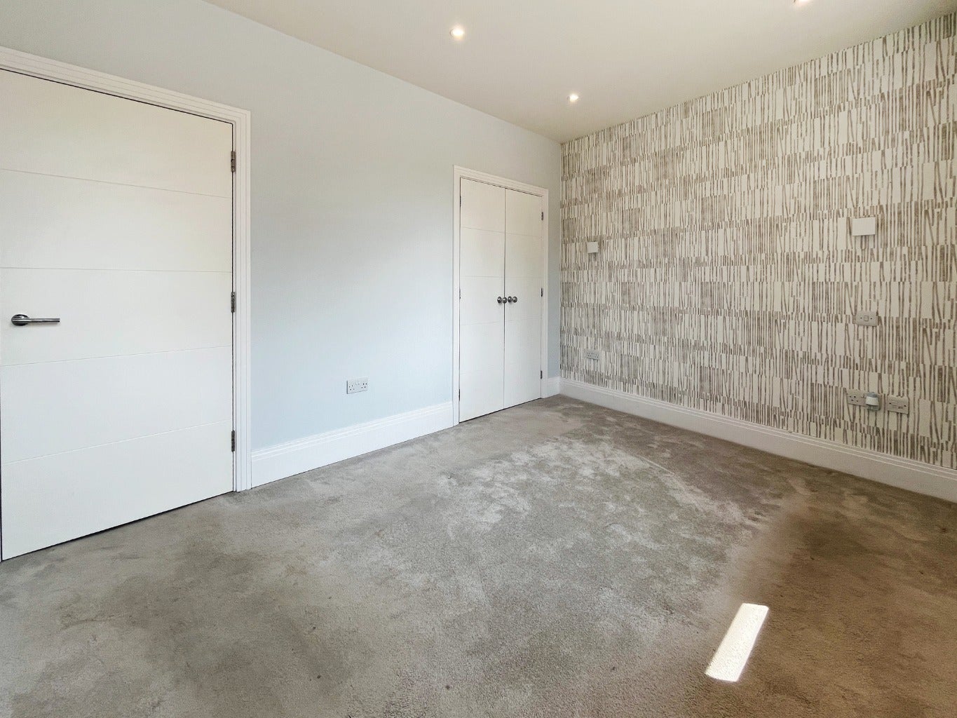 Flat Marlow Road in Maidenhead