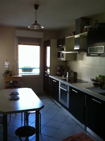 Chambre Rue Alexis Perroncel à Villeurbanne