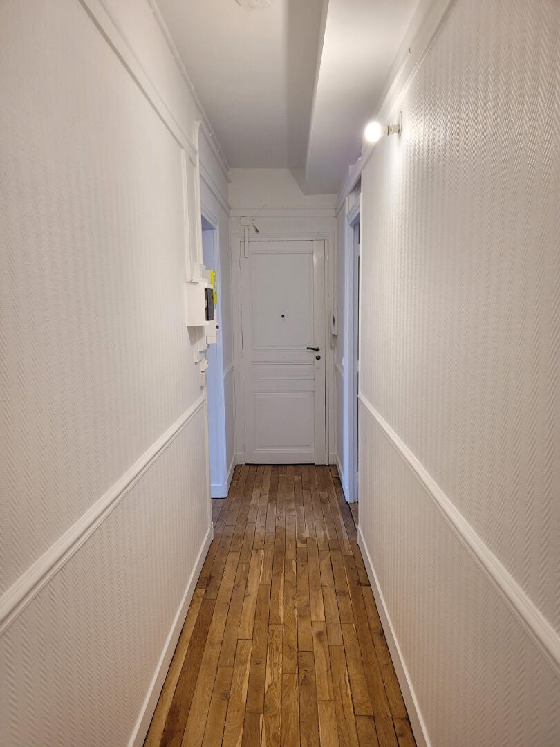 Flat Rue Jean-Pierre Timbaud in Courbevoie