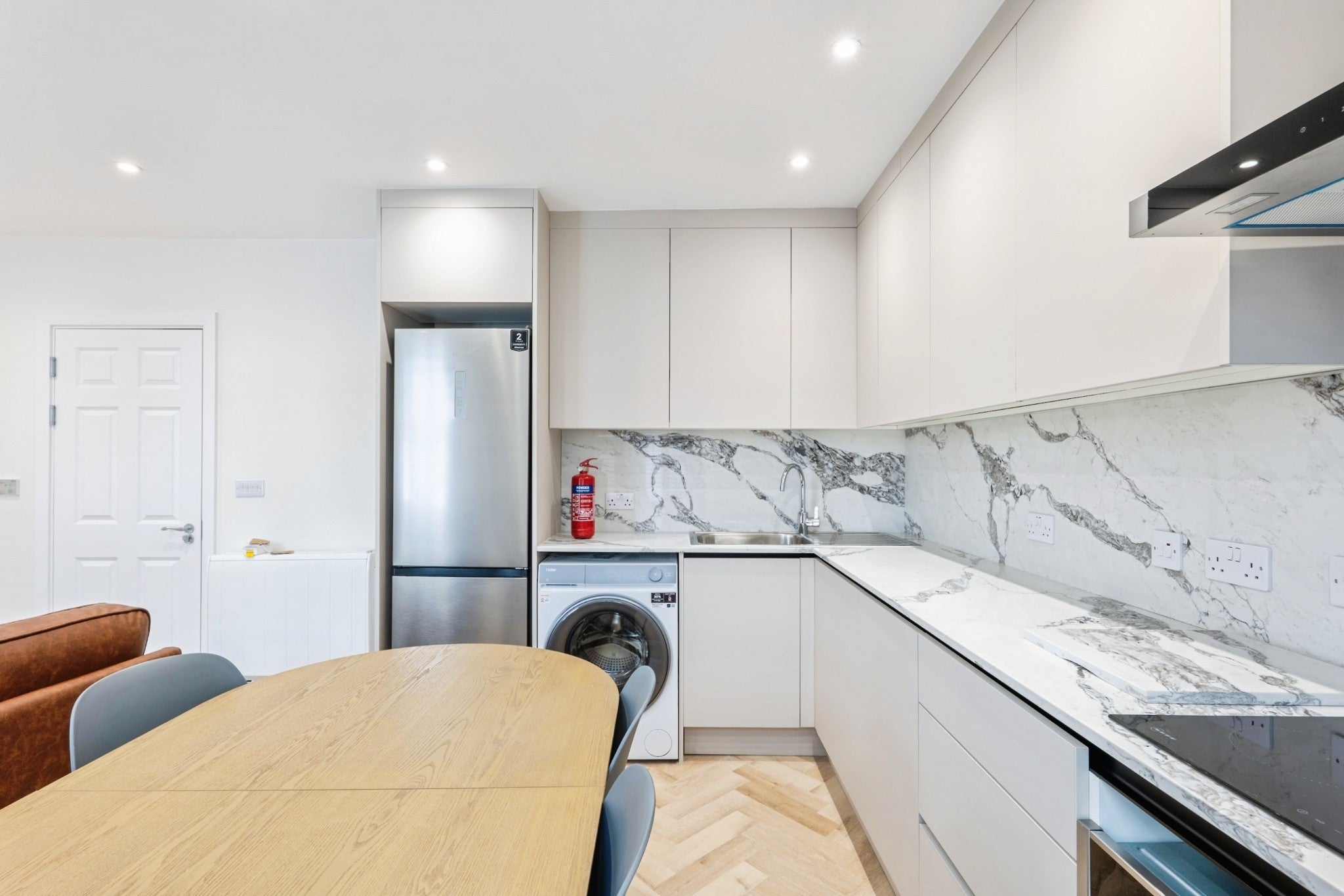 Flat Salusbury Road in Greater London