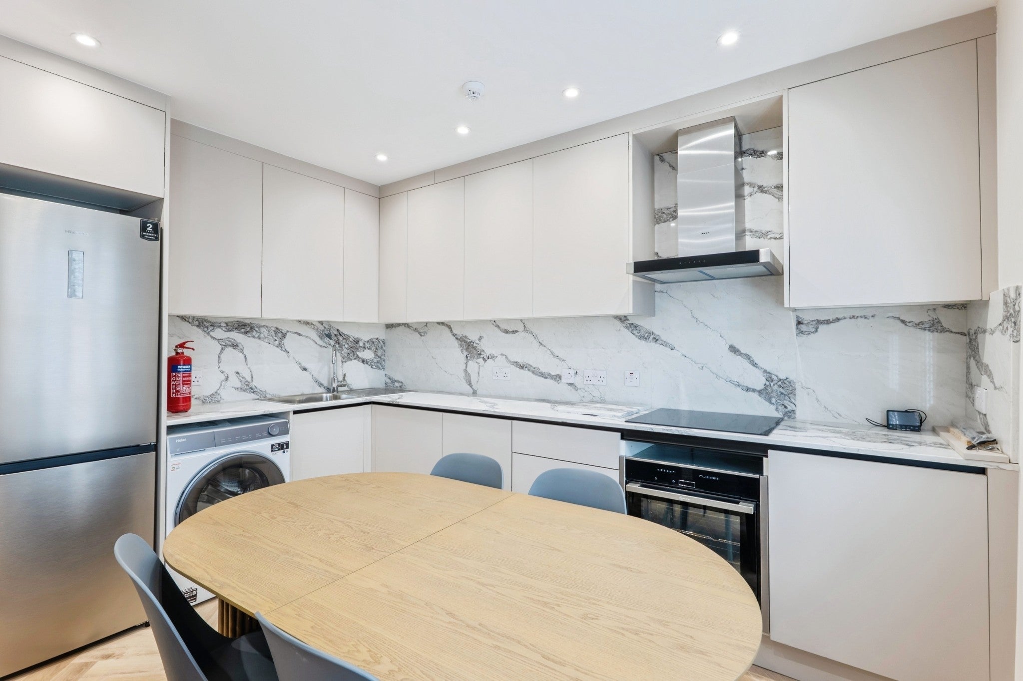 Flat Salusbury Road in Greater London