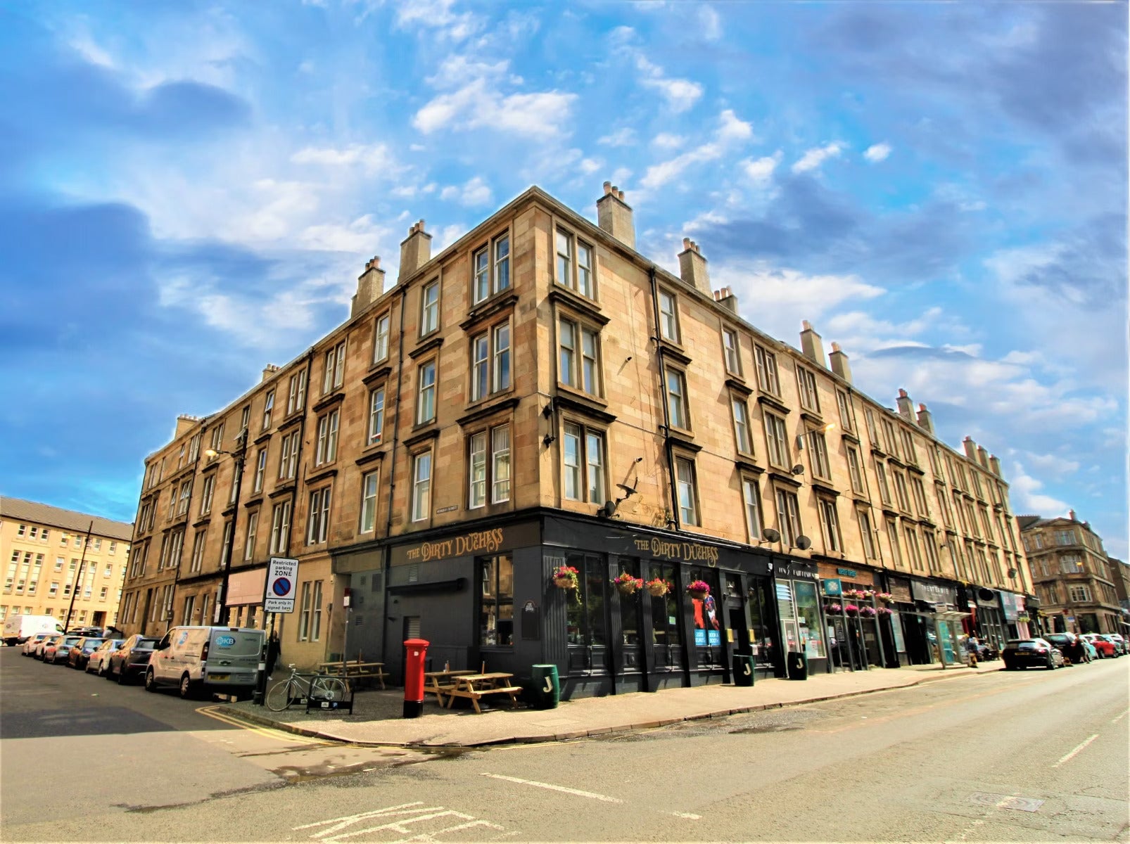 Flat Berkeley Street in Glasgow