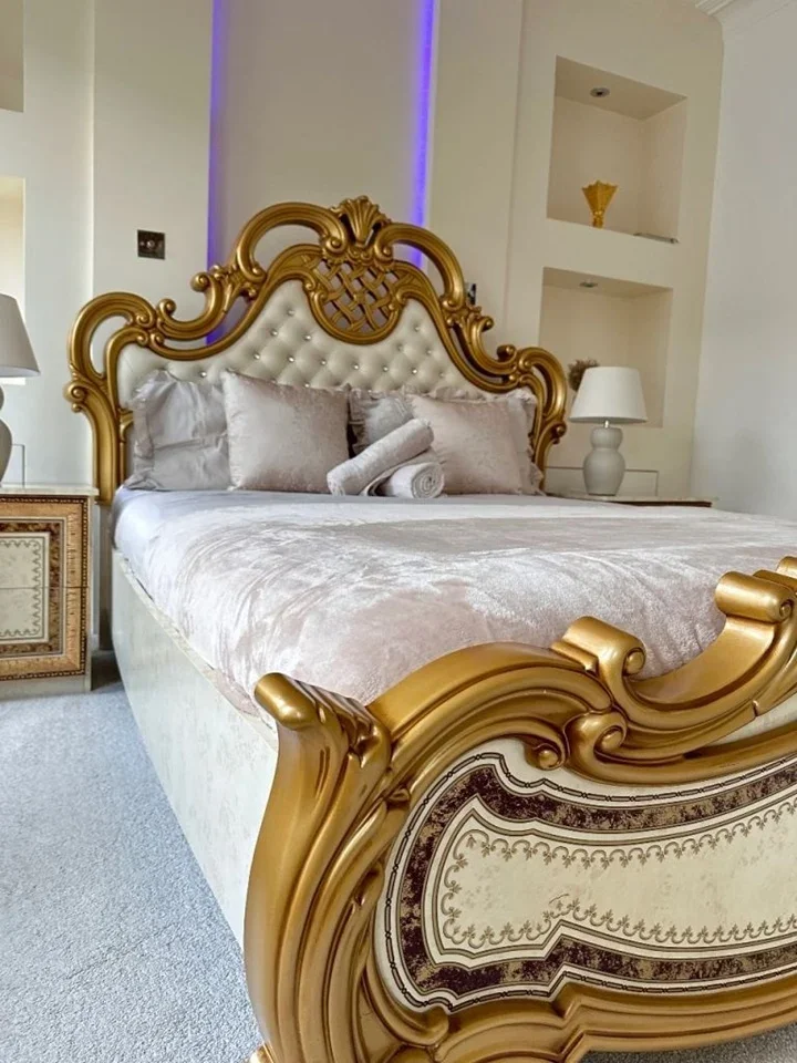 Room Leander Road in Greater London