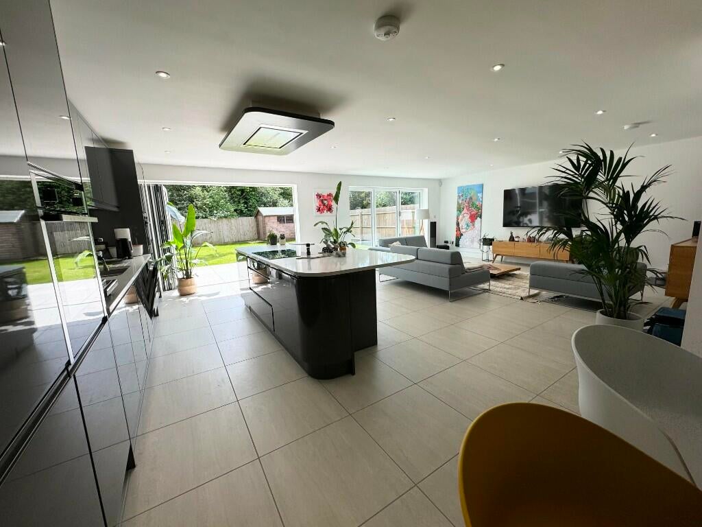 House Tilehouse Lane in Metropolitan Borough of Solihull