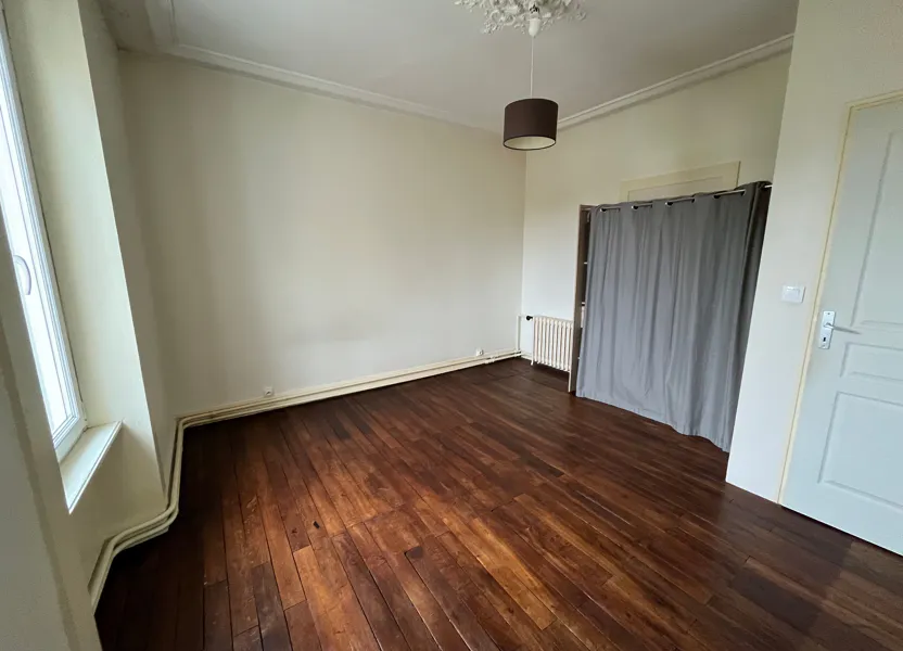 Flat Rue Fenelon in Limoges