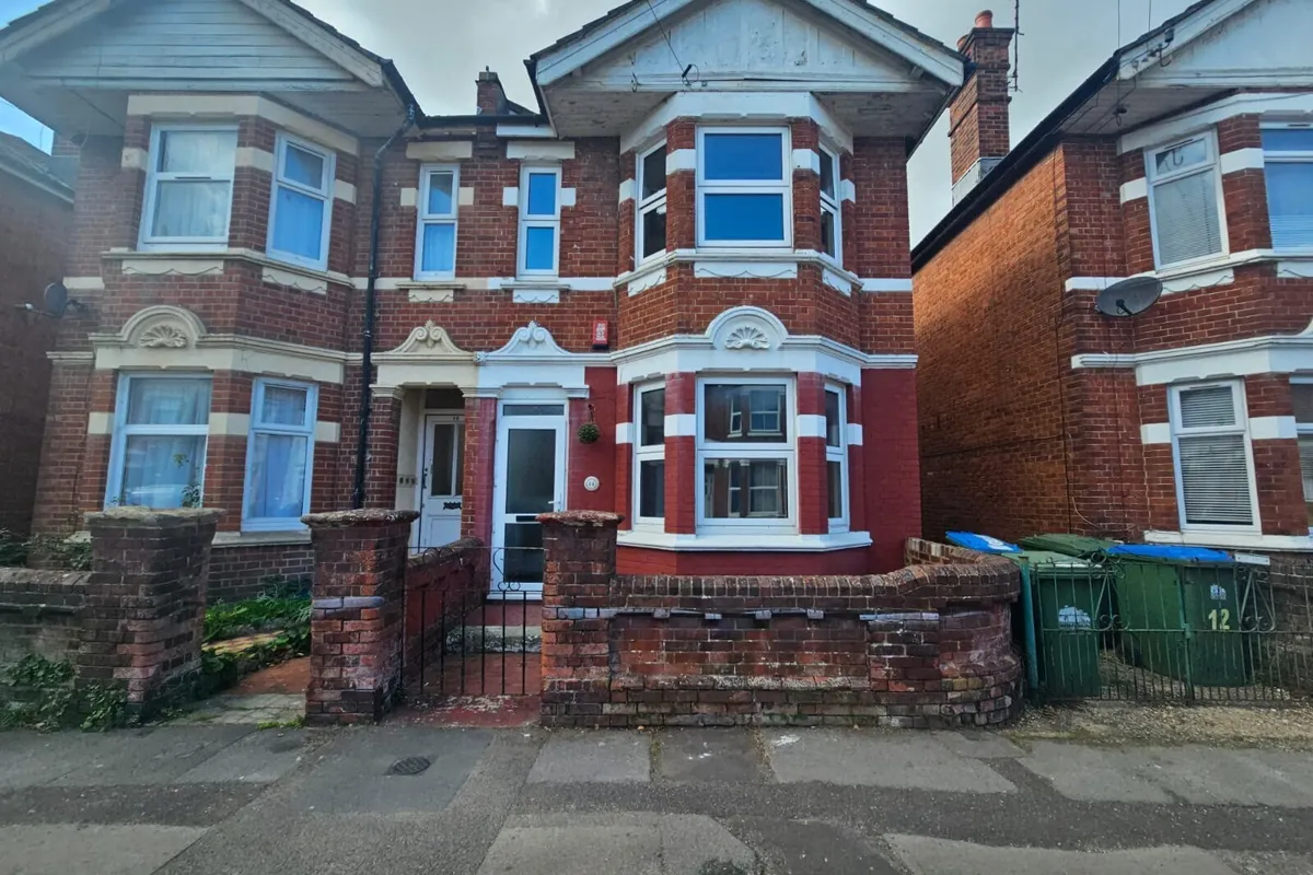 House Devonshire Road in Southampton