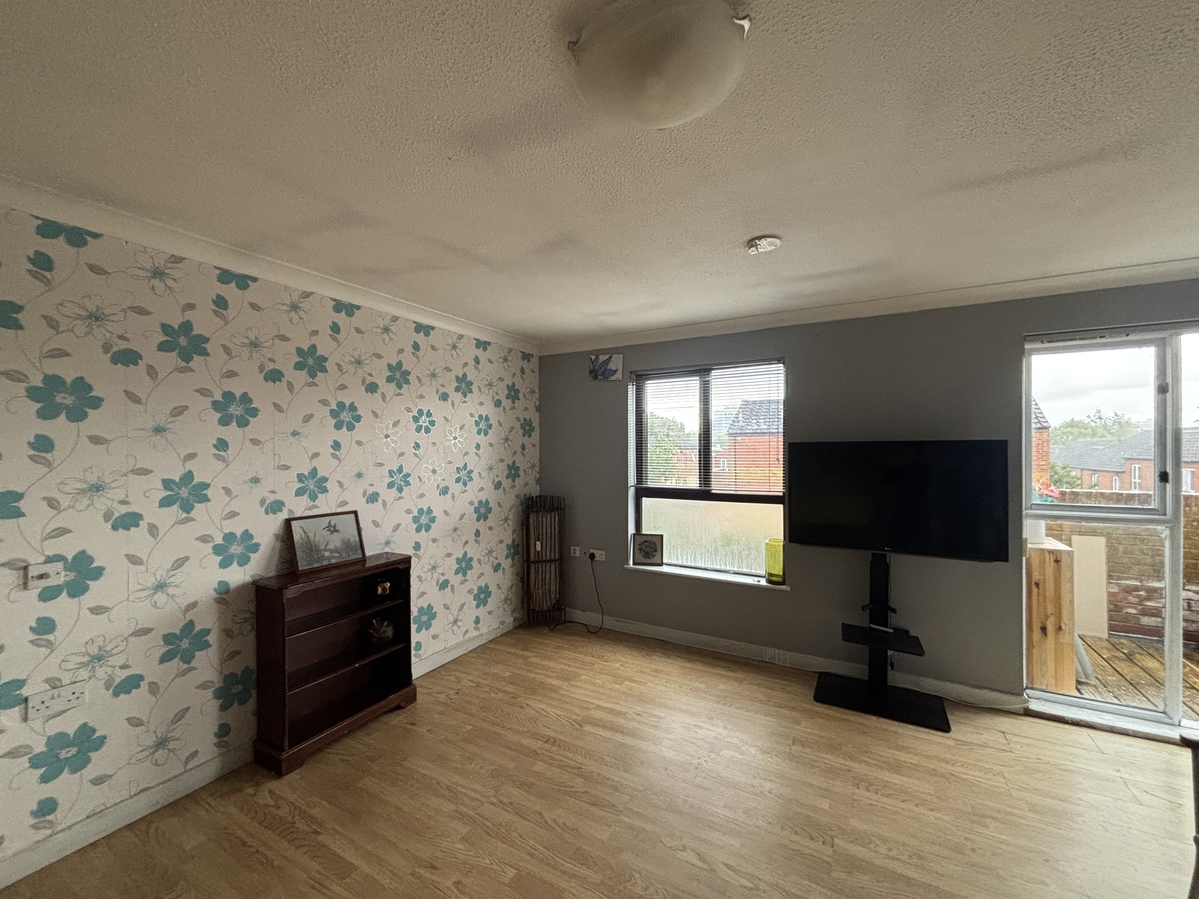 Flat Plumstead Avenue in Milton Keynes