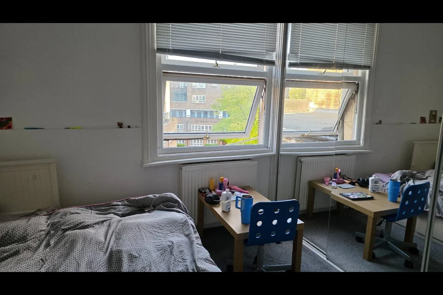 Flat Perham Road in Greater London