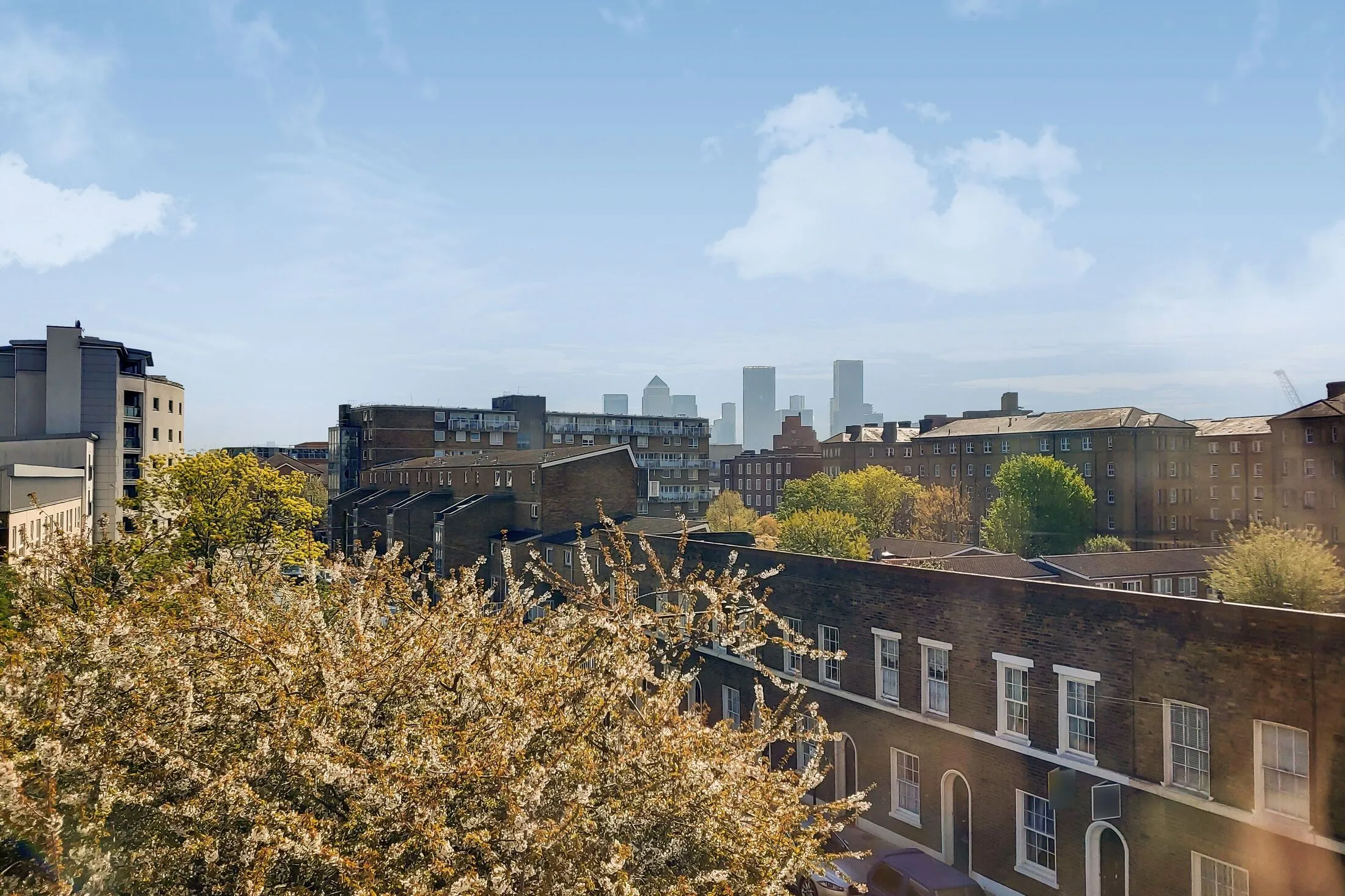 Flat Hardinge Street in Greater London