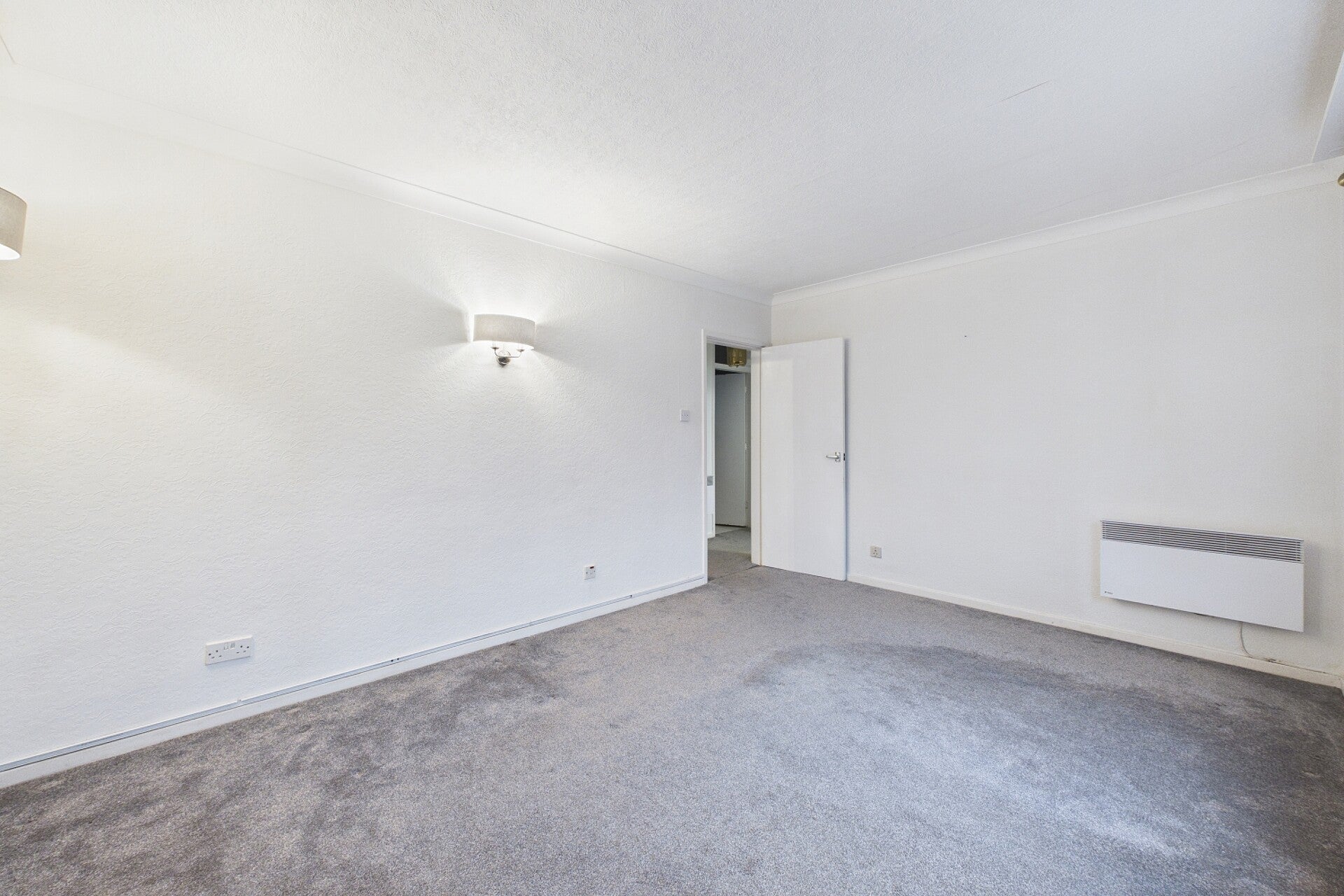 Flat Sherwood Chase in Sheffield